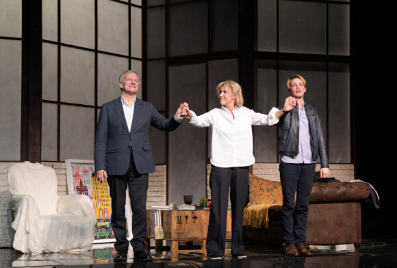 La pièce " POURVU QU'IL SOIT HEUREUX. " de Laurent Ruquier et mise en scène par Steve Suissa au thêatre Toursky a Marseille avec Francis Huster, Fanny Cottençon, et Louis Le Barazer. © Patrick Carpentier / Bestimage