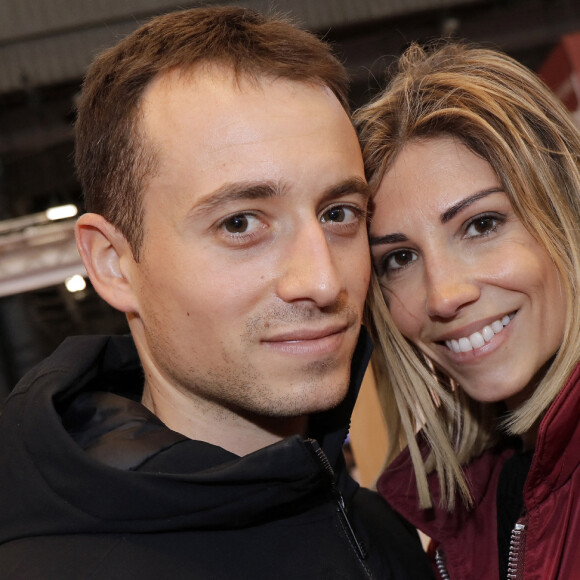 Hugo Clément et sa compagne Alexandra Rosenfeld (Miss France 2006) - Salon du livre de Paris le 16 mars 2019. © Cédric Perrin/Bestimage