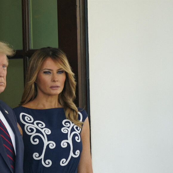 Le président Donald J. Trump, Melania Trump, Première dame, accueillent Benjamin Netanyahu, Premier ministre d'Israël et sa femme Sara Netanyahou pour signer les accords d'Abraham, un traité de paix avec l'État d'Israël à la Maison Blanche à Washington, DC le mardi 15 septembre 2020.