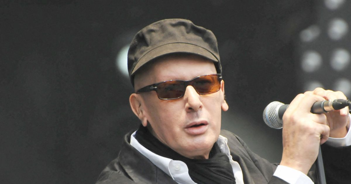à Quel âge Est Mort Alain Bashung Alain Bashung- Fête de l'Humanité 2008 à la Courneuve - Purepeople