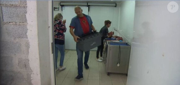 Laurent de "L'amour est dans le pré 2020", ambiance tendue avec ses prétendantes Charlotte et Emilie dans l'épisode du 2 novembre, sur M6