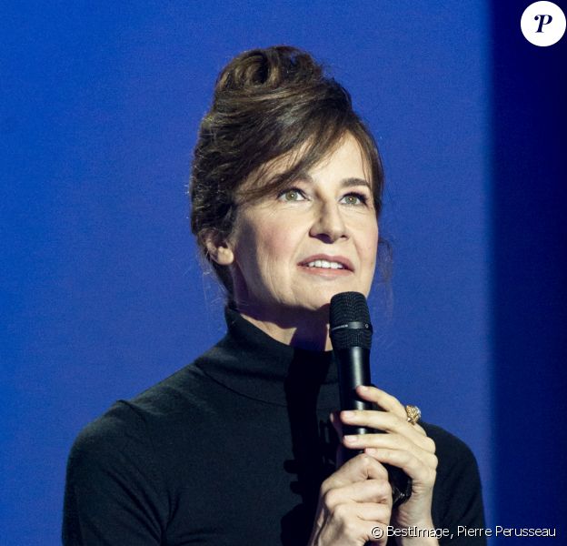 Exclusif - Valérie Lemercier - À l'occasion des 40 ans de carrière de Jean-Paul Gaultier et de sa revue spectacle " Fashion Freak Show " aux Folies Bergère, France 2 donne carte blanche au couturier français le plus célèbre du monde, qui créera pour la première fois un grand show de variétés entièrement plongé dans son universheures. © Pierre Perusseau / Bestimage