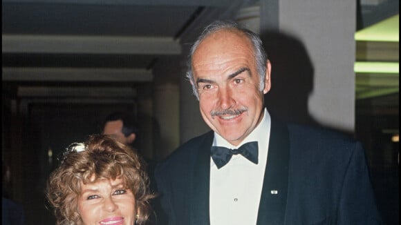 Sean Connery et sa femme Micheline touchants : cette belle photo prise pour leurs 45 ans de mariage