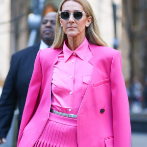 Celine Dion a choisi de s'habiller en rose pour la Journée Internationale pour les Droits des Femmes à New York le 7 mars 2020. 
