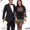 Sindika Dokolo et son épouse Isabel Dos Santos, la fille de l'ancien président de l'Angola, José Eduardo Dos Santos au gala amfAR Cannes en mai 2016.
