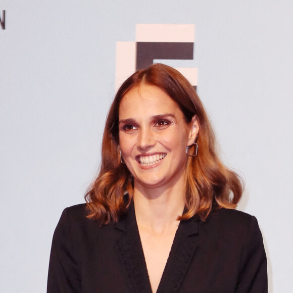 Camille Lou - Projection en avant-première de la série de TF1 " Le Bazar de la Charité" lors de la 21ème édition du Festival de la Fiction TV de la Rochelle le 12 septembre 2019. © Patrick Bernard / Bestimage