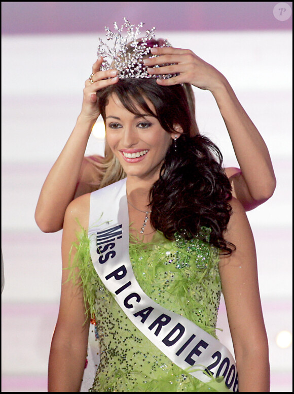 Rachel Legrain-Trapani a été élue Miss France 2007 le 9 décembre 2006. © Jean-Louis Macault