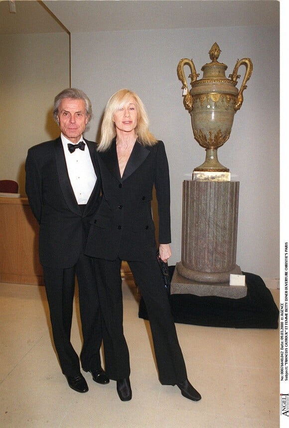 Betty Catroux et son mari François Catroux à Paris en mars 2000.