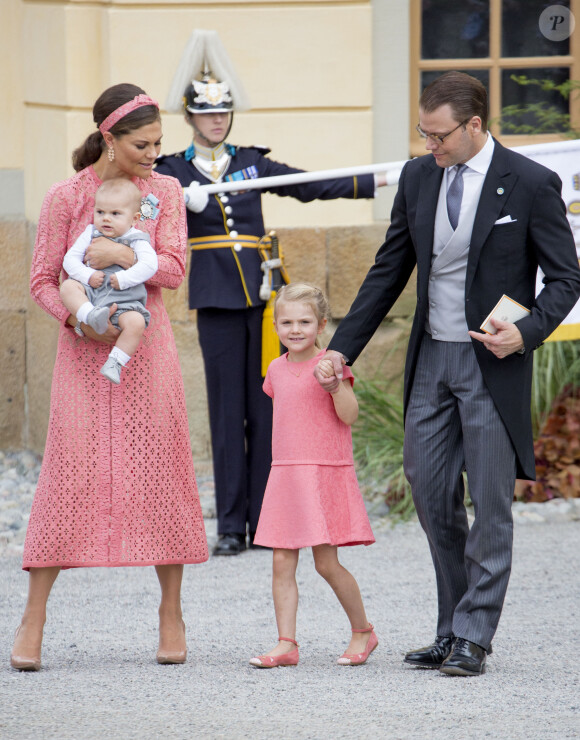 La princesse Victoria, le prince Daniel de Suède et leurs enfants le prince Oscar et la princesse Estelle - Baptême du prince Alexander de Suède au palais Drottningholm à Stockholm. Le 9 septembre 2016