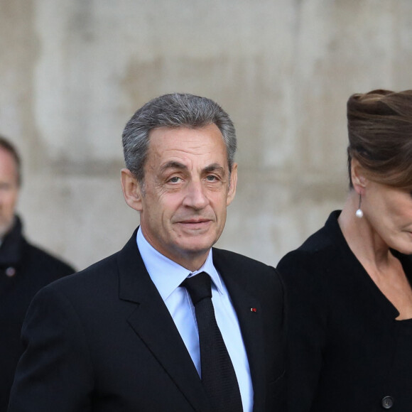 Nicolas Sarkozy et sa femme Carla Bruni - Arrivées en l'église Saint-Sulpice pour les obsèques de l'ancien président de la République Jacques Chirac à Paris. Un service solennel sera présidé par le président de la République. Le 30 septembre 2019 © Stéphane Lemouton / Bestimage 