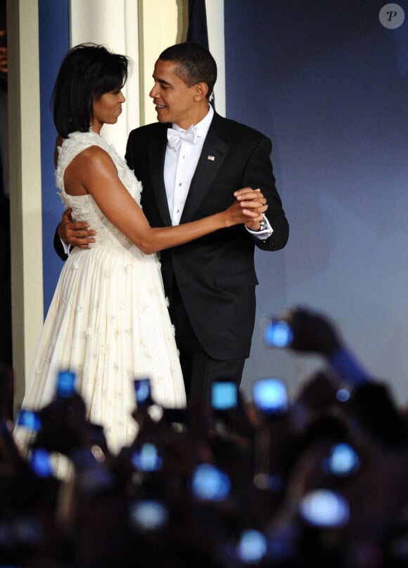 Barack Obama et Michelle Obama lors du Youth Inaugural Ball au Washington Hilton en 2009.
