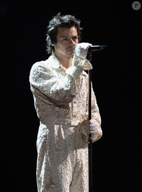 Harry Styles - Scène - Cérémonie des "Brit Awards 2020" à l'O2 Arena à Londres, le 18 février 2020.