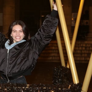 Thylane Blondeau assiste aux illuminations de Noël du Comité du Faubourg Saint-Honoré. Paris, le 19 novembre 2020.