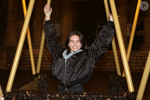 Thylane Blondeau assiste aux illuminations de Noël du Comité du Faubourg Saint-Honoré. Paris, le 19 novembre 2020.