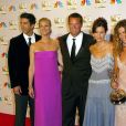  Lisa Kudrow, Jennifer Aniston, Courteney Cox, Matthew Perry, Matt LeBlanc et David Schwimmer aux Emmy Awards à Los Angeles 2002. 