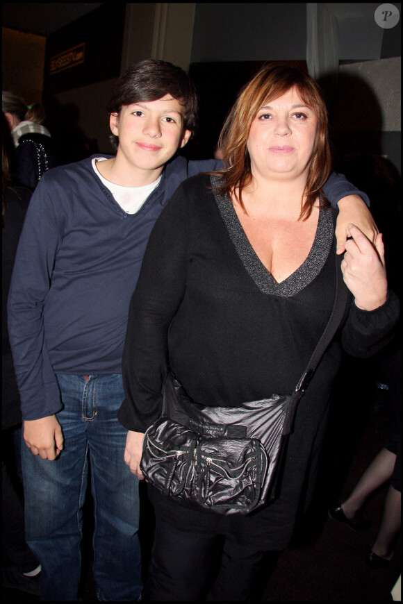 Michèle Bernier et son fils Enzo à la soirée de remise des trophées Les jeunes talents de l'année à Paris, en 2009