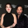 Alaina Meyer, Johnny Galecki - Les célébrités posent lors du photocall de la soirée "J/P HRO" à Los Angeles.