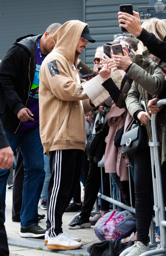 Exclusif - M. Pokora (Matt Pokora) arrive à Médiacité Liège pour la demi-finale de l'émission de The Voice Belgique, le 16 avril 2019.