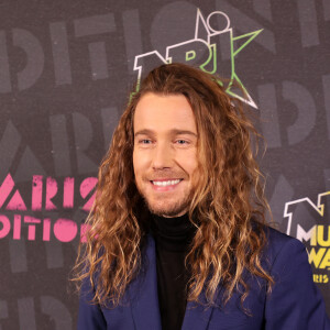 Julien Doré  lors de la 22e édition des NRJ Music Awards à la Seine musicale, le 5 décembre 2020.