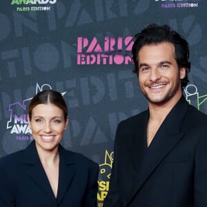 Amir et sa femme lors de la 22e édition des NRJ Music Awards à la Seine musicale, le 5 décembre 2020.