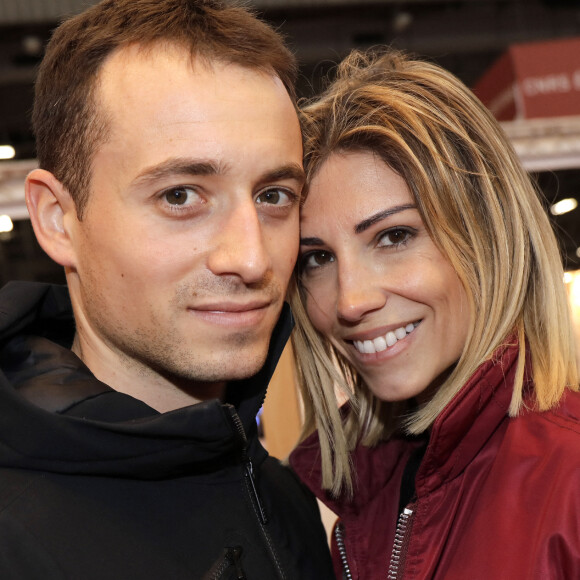 Hugo Clément et sa compagne Alexandra Rosenfeld (Miss France 2006) - Salon du livre de Paris le 16 mars 2019. © Cédric Perrin/Bestimage