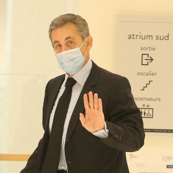 Nicolas Sarkozy - Arrivées au réquisitoire, procès des "écoutes téléphoniques" ( affaire Bismuth) au tribunal de Paris