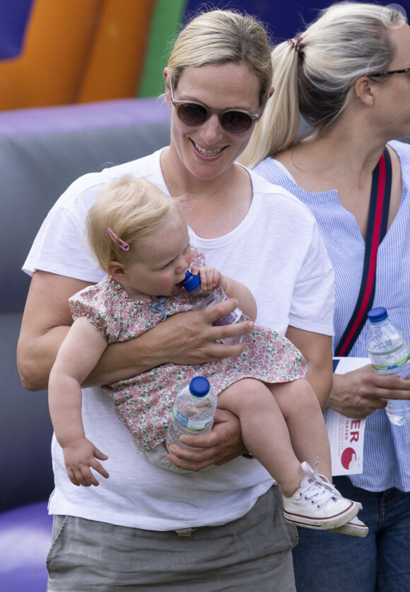 Zara Tindall et sa fille Lena Tindall - "2019 Festival of British Eventing" dans le parc Gatcombe au Royaume-Uni. Le 2 août 2019.