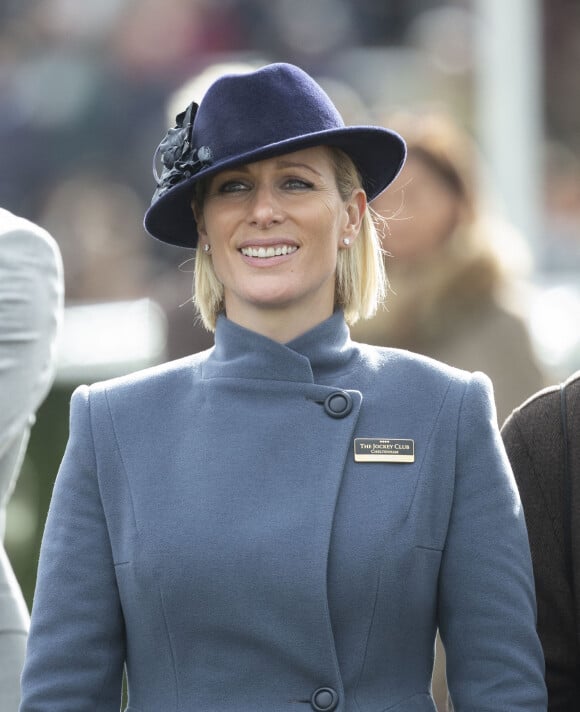 Zara Tindall - Personnalités aux courses de chevaux du festival de Cheltenham le 12 mars 2020. 