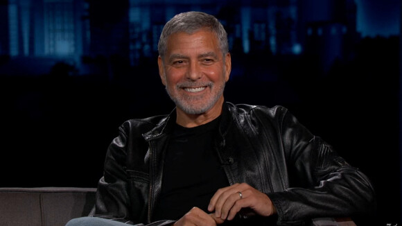 George Clooney : 14 millions offerts en petites coupures à ses amis, il se justifie