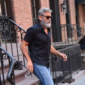 George Clooney sort de son domicile à New York, le 30 septembre 2019 