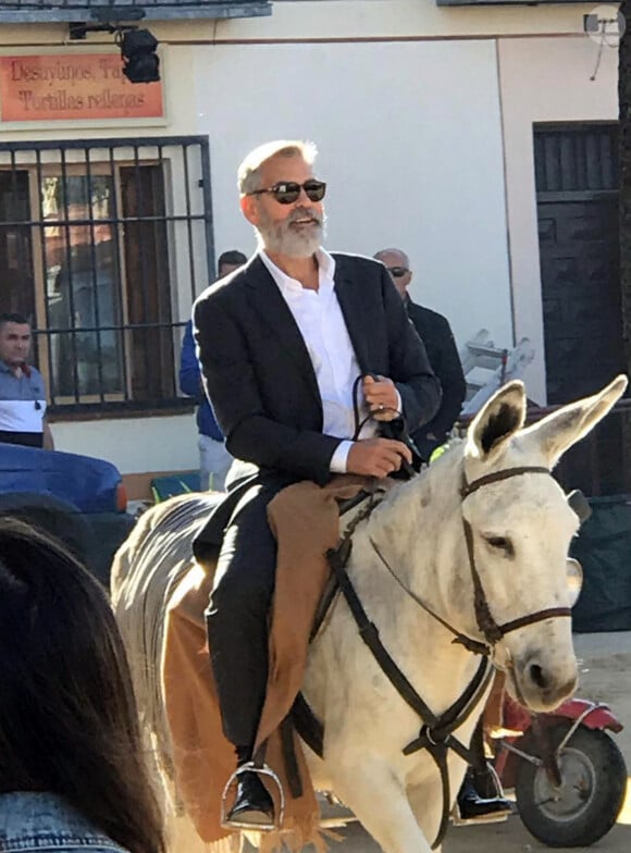 George Clooney et B.Larson tournent la nouvelle publicité Nespresso à Madrid le 24 septembre 2019.