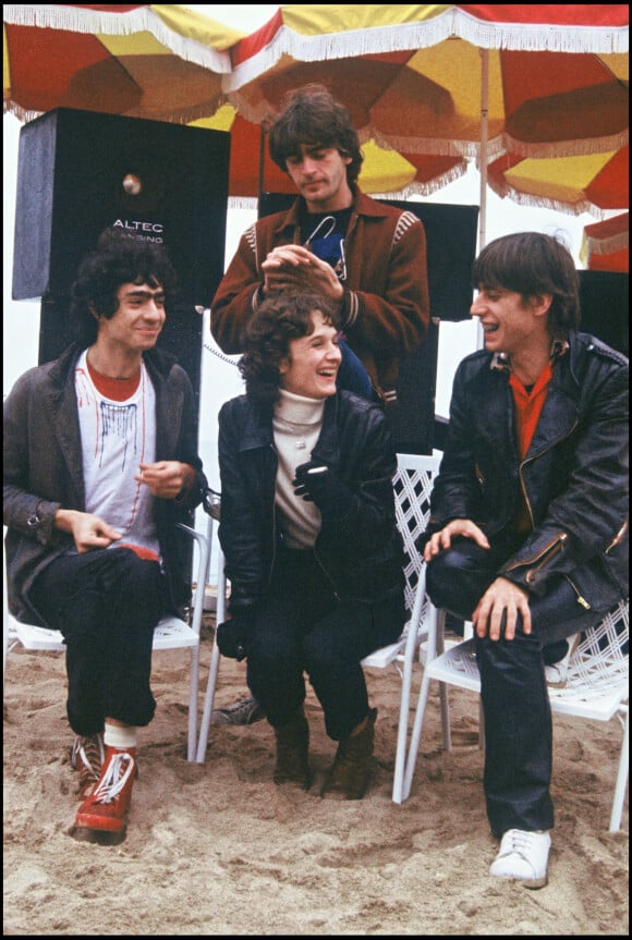 Archives- le groupe Téléphone lors du Festival de Cannes 1980 : Louis Bertignac, Corinne Marienneau, Jean-Louis Aubert et Richard Kolinka