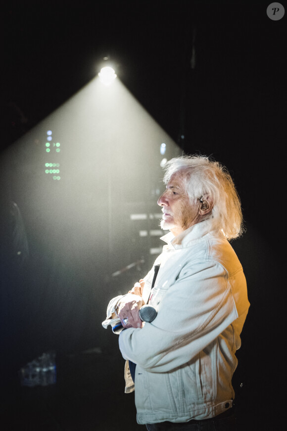 Exclusif -Hugues Aufray - Backstage de l'enregistrement de l'émission "La Chanson secrète 6" à la Scène musicale à Paris, qui sera diffusée le 12 décembre sur TF1.  © Gaffiot-Moreau / Bestimage 