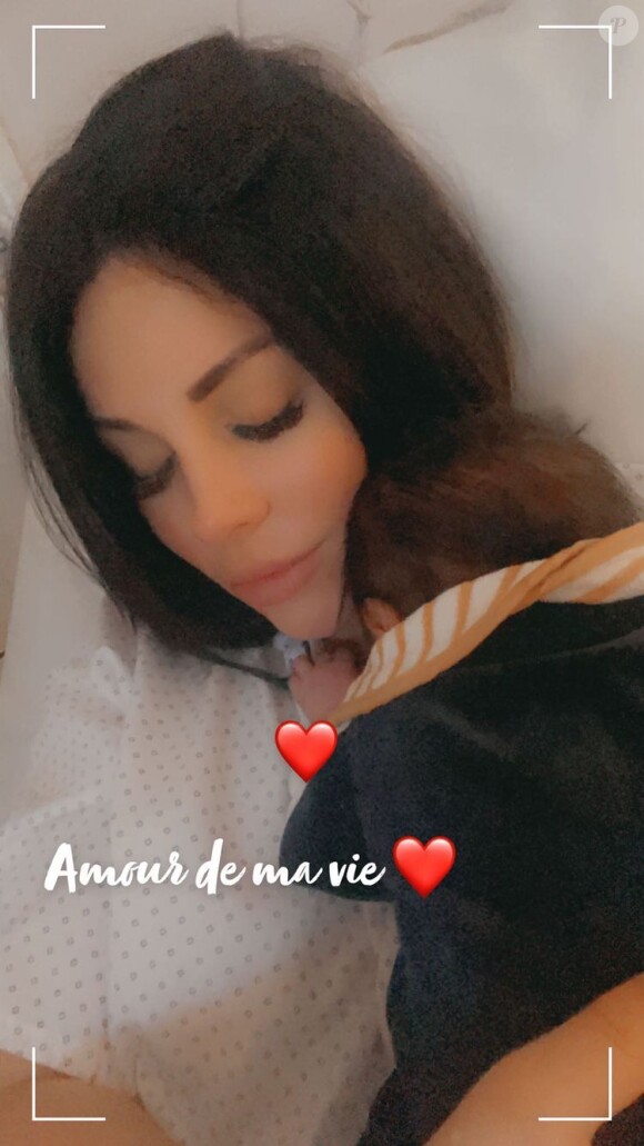 Laura Lempika maman, elle donne de ses nouvelles sur Instagram après l'accouchement.