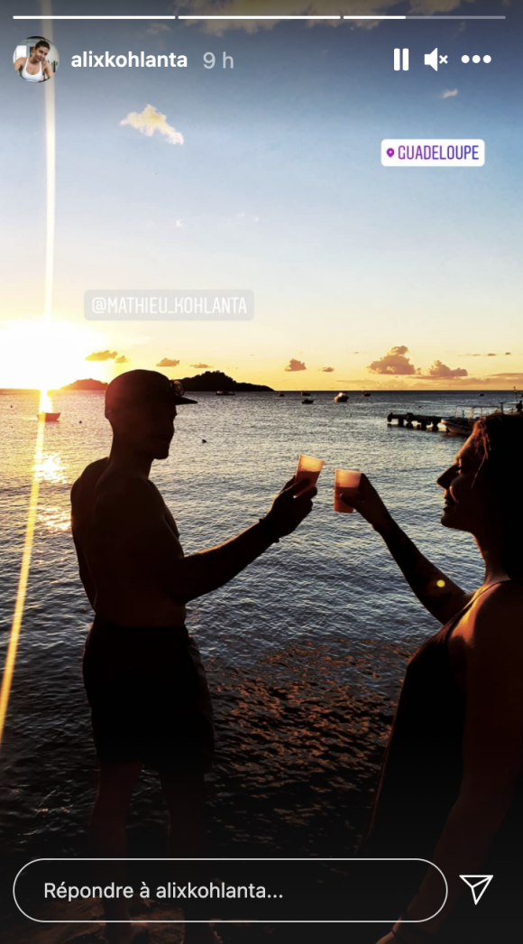 Alix et Mathieu, candidats de "Koh-Lanta, Les 4 Terres", s'affichent complices en vacances en Guadeloupe.