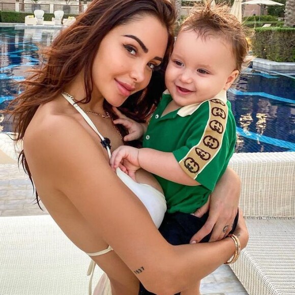 Nabilla Benattia et son fils Milann sur Instagram, le 21 novembre 2020