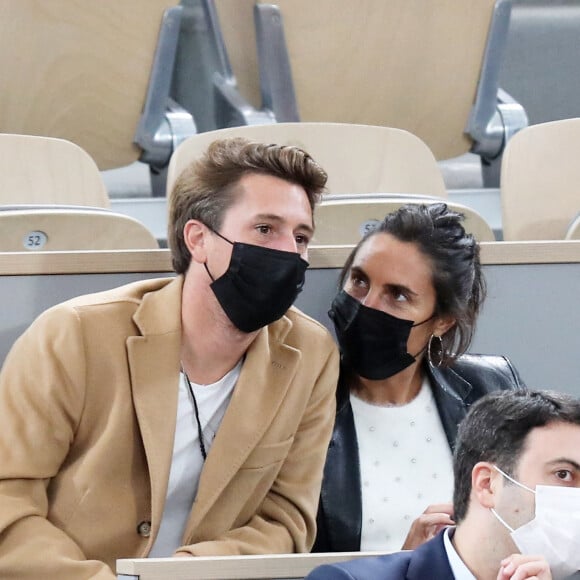 Exclusif - Alessandra Sublet et son compagnon Jordan Deguen en tribune lors de la finale homme des internationaux de France de Roland Garros à Paris le 11 octobre 2020. © Dominique Jacovides / Bestimage 