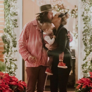 Kate Hudson, Danny Fujikawa et leur fille Rani Rose. Décembre 2020.
