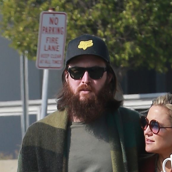 Exclusif - Kate Hudson et son compagnon Danny Fujikawa à Los Angeles, le 15 janvier 2020.