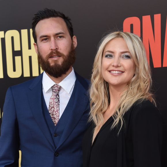 Kate Hudson et son compagnon Danny Fujikawa à la première de 'Snatched' au théâtre Regency Village à Westwood, le 10 mai 2017 © Chris Delmas/Bestimage