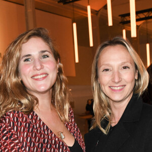 Joséphine Draï et Audrey Lamy enceinte - Remise des Bold Woman Awards by Veuve Clicquot au 3 Mazarine à Paris le 14 novembre 2019. © Coadic Guirec/Bestimage