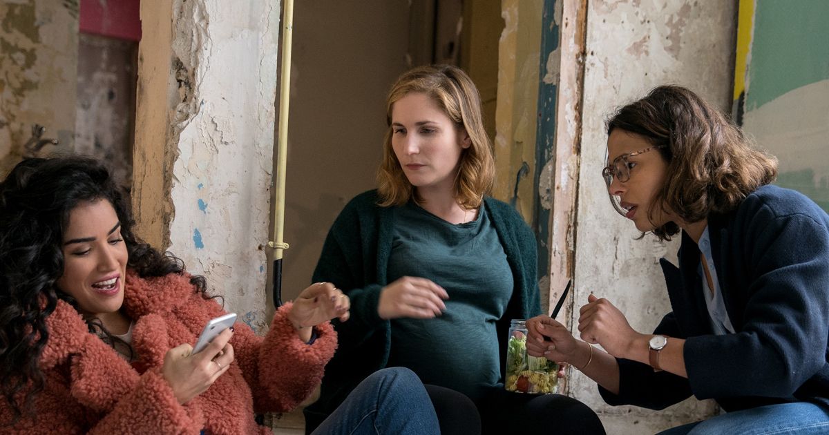 Films Et Séries Tv Avec Joséphine Draï Zita Hanrot, Sabrina Ouazani et Joséphine Draï dans la série Plan Coeur