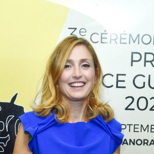 Julie Gayet, membre du jury - 3ème cérémonie de remise du prix "Alice Guy" au cinéma Max Linder à Paris. Le 10 septembre 2020 