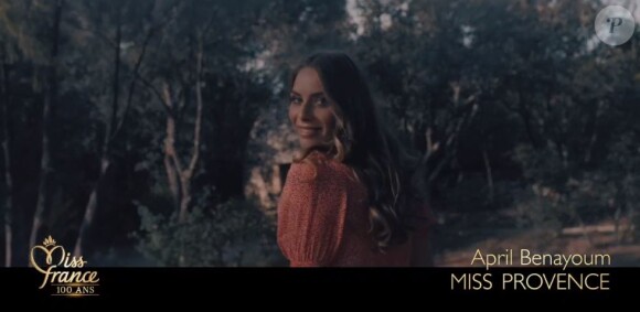 April Benayoum (Miss Provence) lors du tournage de son portrait pour Miss France 2021