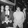  Archives- Gérard Oury, Rachid Ferrache et Paul Belmondo à la première du film "L'as des as" à Paris en 1982. 