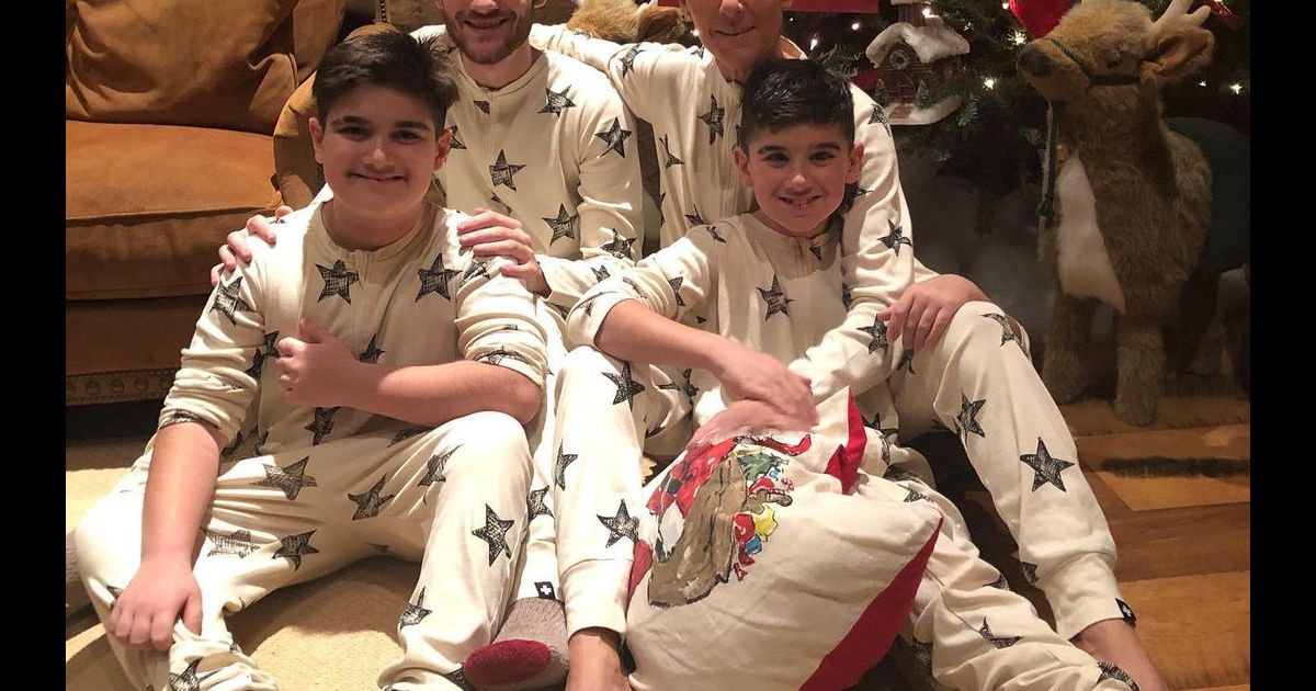 Céline Dion avec ses 3 fils, René-Charles er les jumeaux Nelson et Eddy