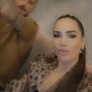 Julien et Manon Tanti font la fête à Dubaï - Snapchat