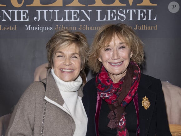 Véronique Jannot et Marie-Anne Chazel - Photocall de la représentation de "Dream Compagnie Julien Lestel" à la salle Pleyel à Paris le 16 janvier 2020. © Coadic Guirec-Pierre Perusseau/Bestimage