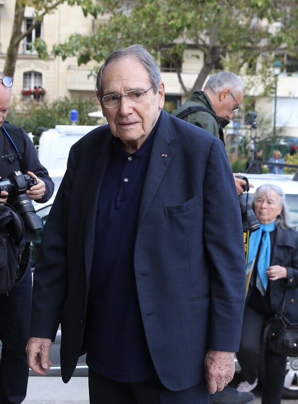 Robert Hossein - Obsèques du comédien Jean Piat en l'église Saint François-Xavier à Paris.