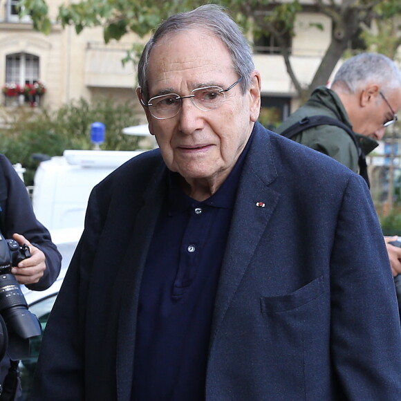 Robert Hossein - Obsèques du comédien Jean Piat en l'église Saint François-Xavier à Paris.